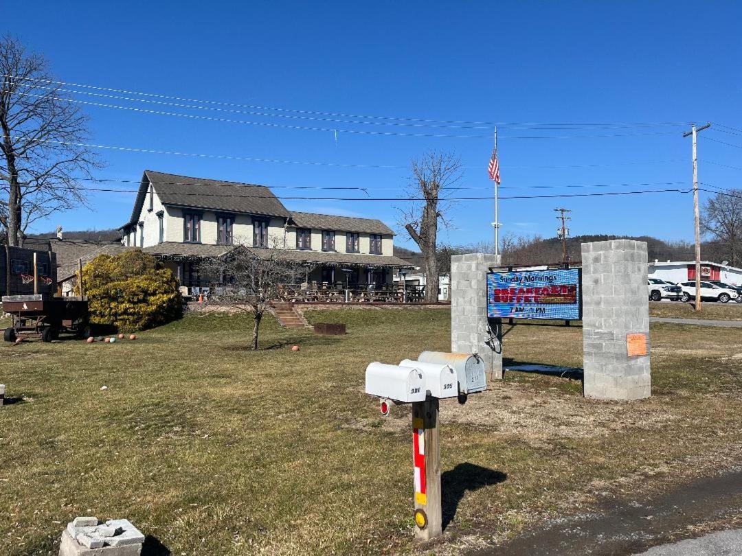 Gamble Farm Inn And Suites Jersey Shore Extérieur photo